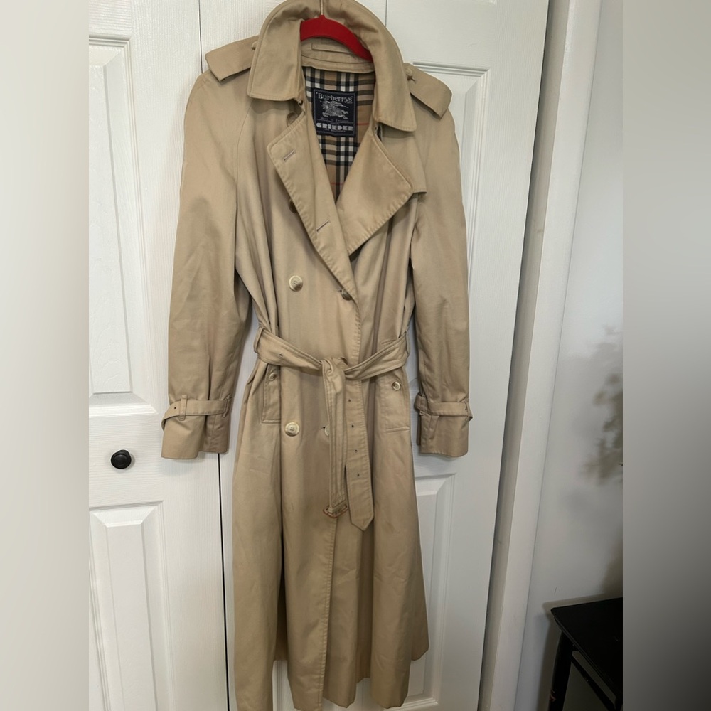 Burberry vintage full len raincoat with removable zipper lining